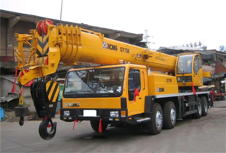 果洛吊车出租选择重点